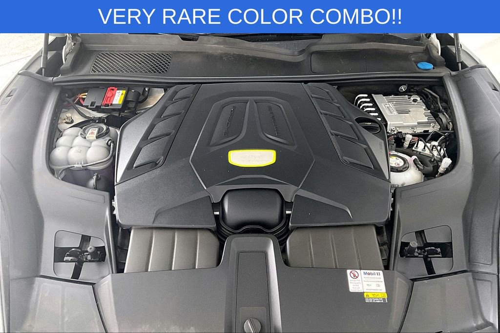 Used 2022 Porsche Cayenne Turbo S image 13