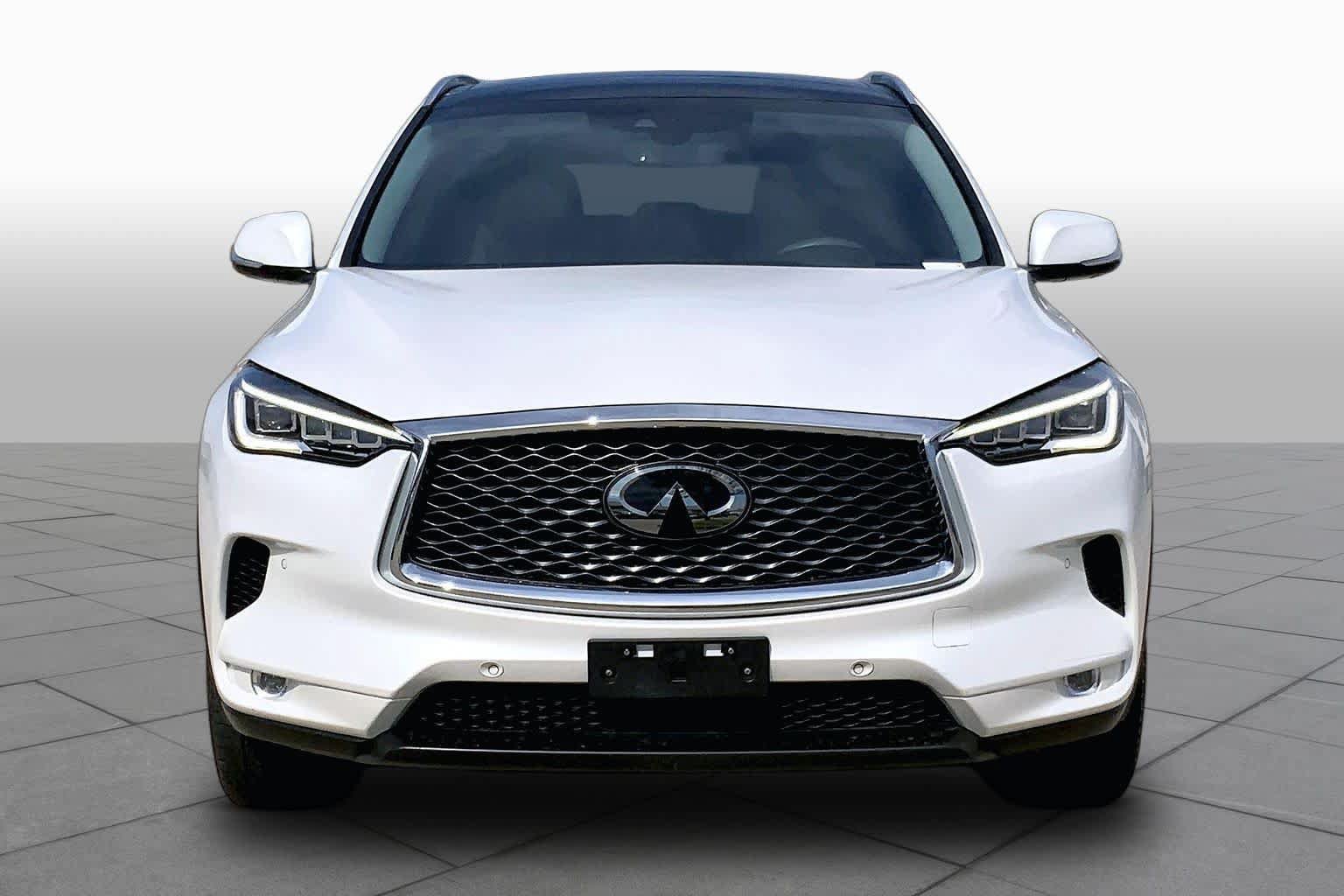 Used 2023 INFINITI QX50 Sensory AWD/4WD image 3