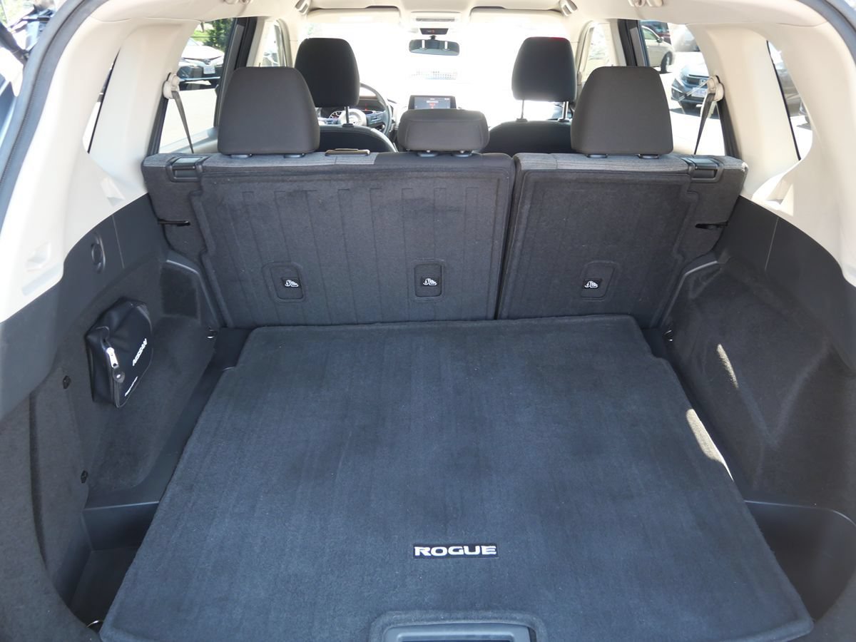 Used 2021 Nissan Rogue S FWD image 35