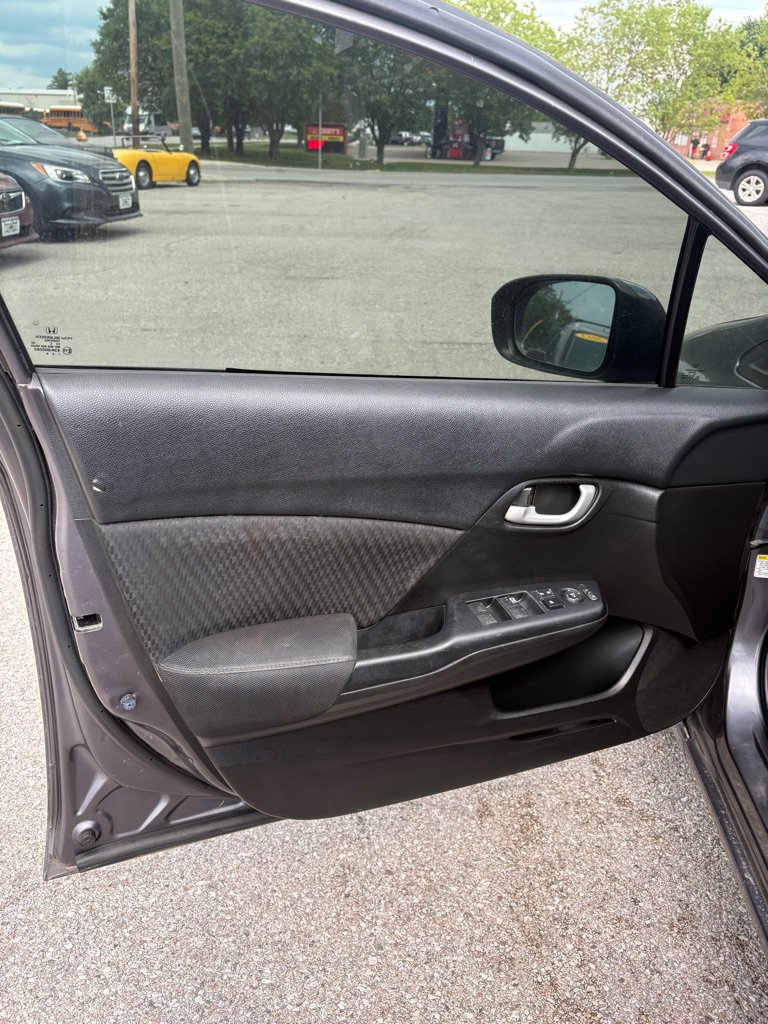 Used 2015 Honda Civic LX image 9