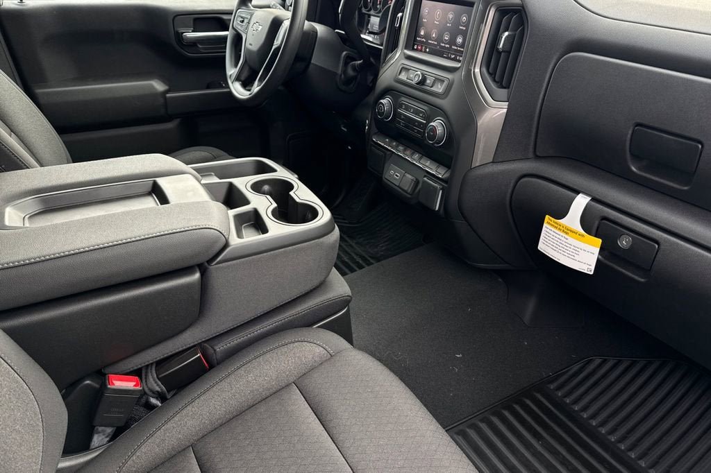 New 2026 Chevrolet Silverado 1500 Custom Trail Boss w/ Turbomax Blackout Package AWD/4WD image 15