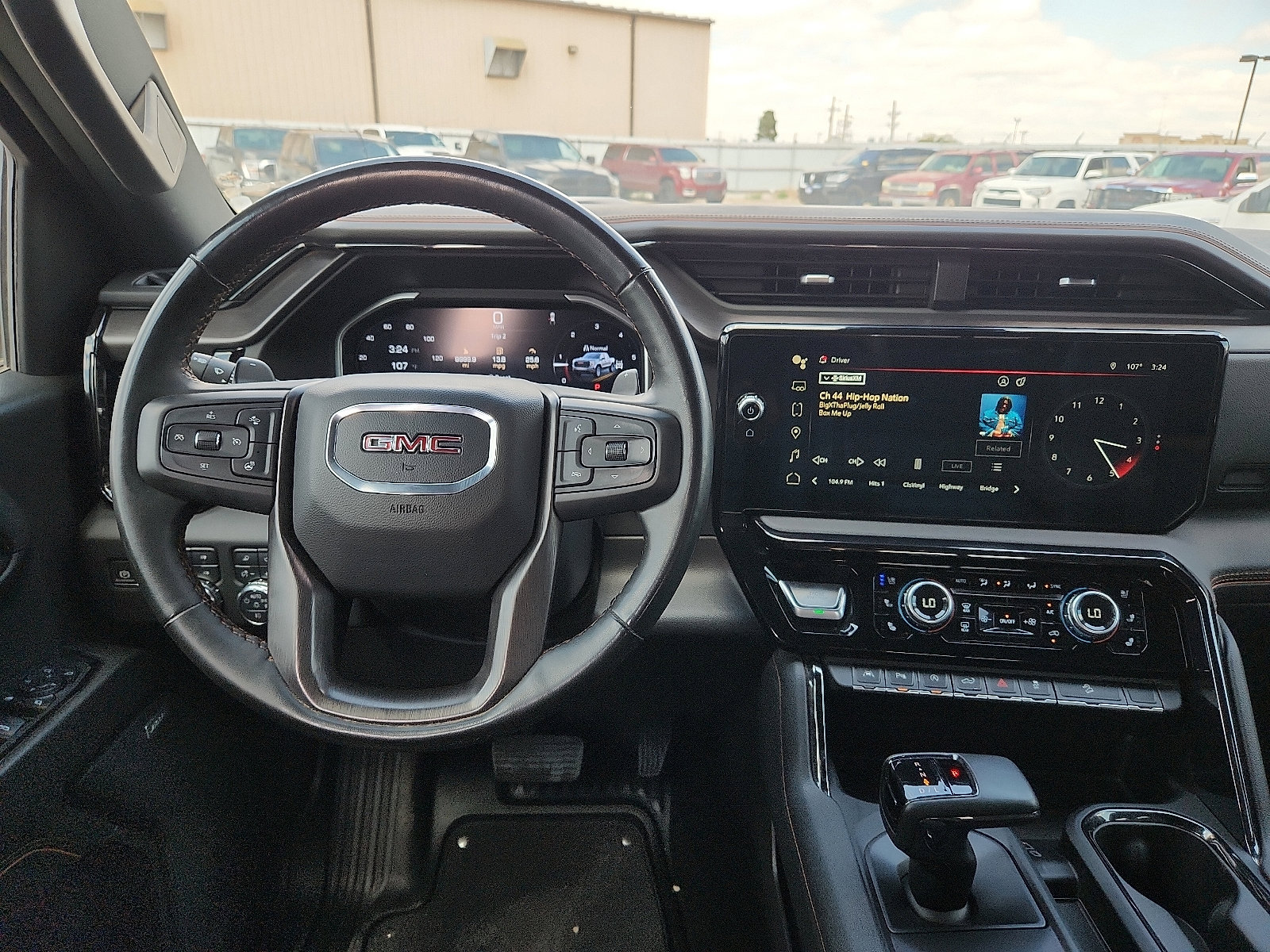 Used 2024 GMC Sierra 1500 AT4 w/ Technology Package image 11
