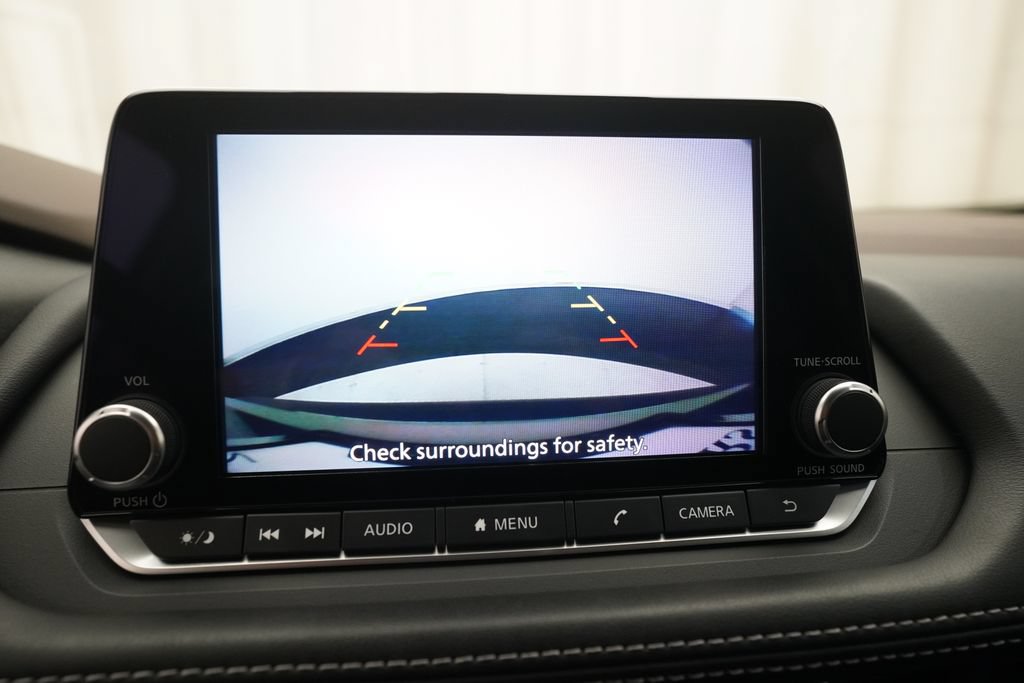 Used 2023 Nissan Rogue S AWD/4WD image 19