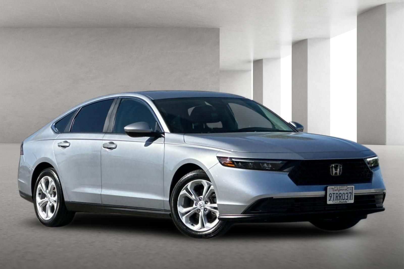 Certified 2025 Honda Accord LX image 2