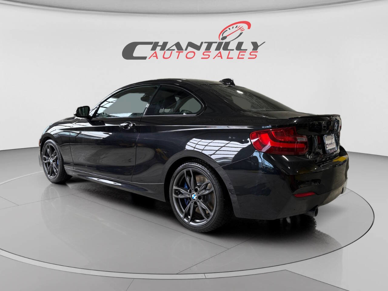 Used 2016 BMW M235i Coupe image 3