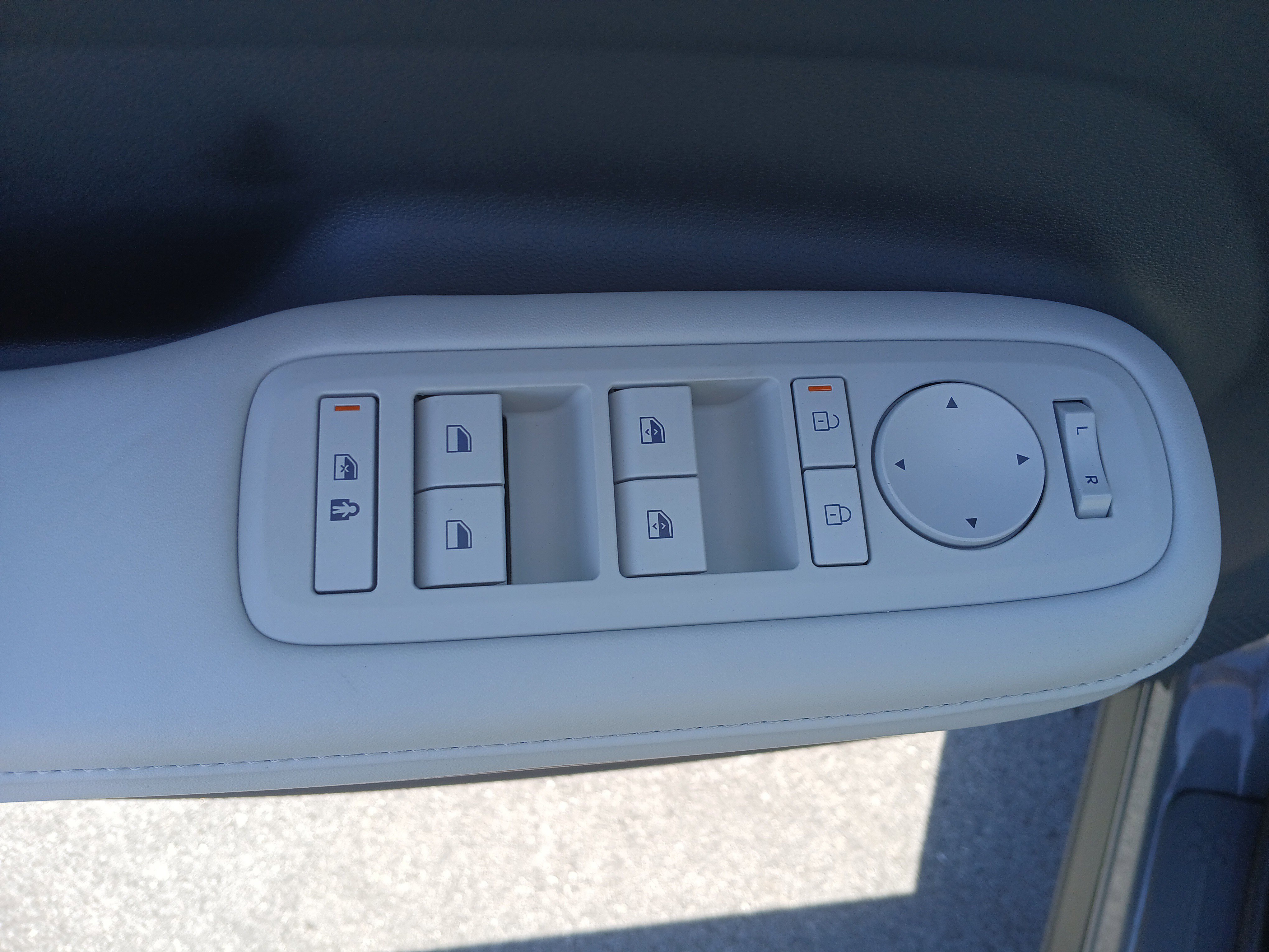 New 2026 Hyundai Santa Fe SEL image 17