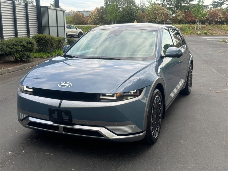 Used 2024 Hyundai Ioniq 5 Limited AWD/4WD image 2