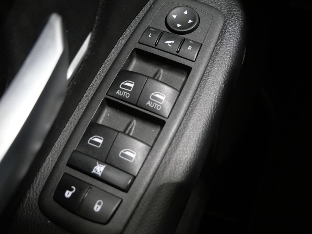 Used 2023 RAM 1500 Big Horn AWD/4WD image 11