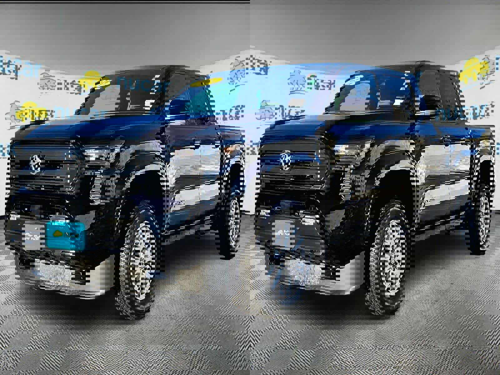 Used 2024 Toyota Tacoma SR5 image 3