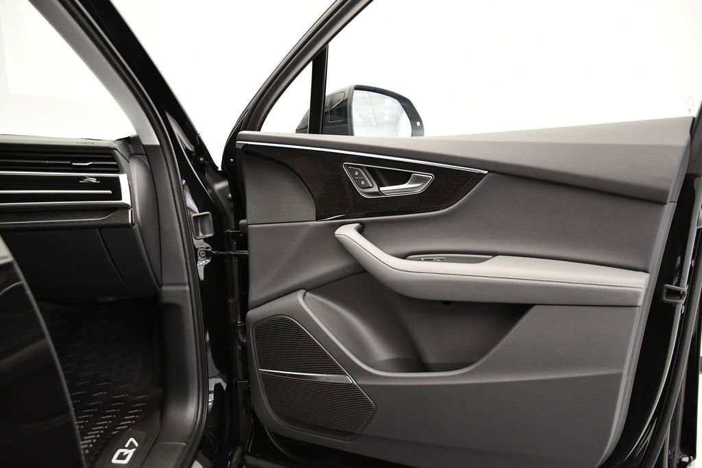 New 2025 Audi Q7 3.0T Premium Plus image 44