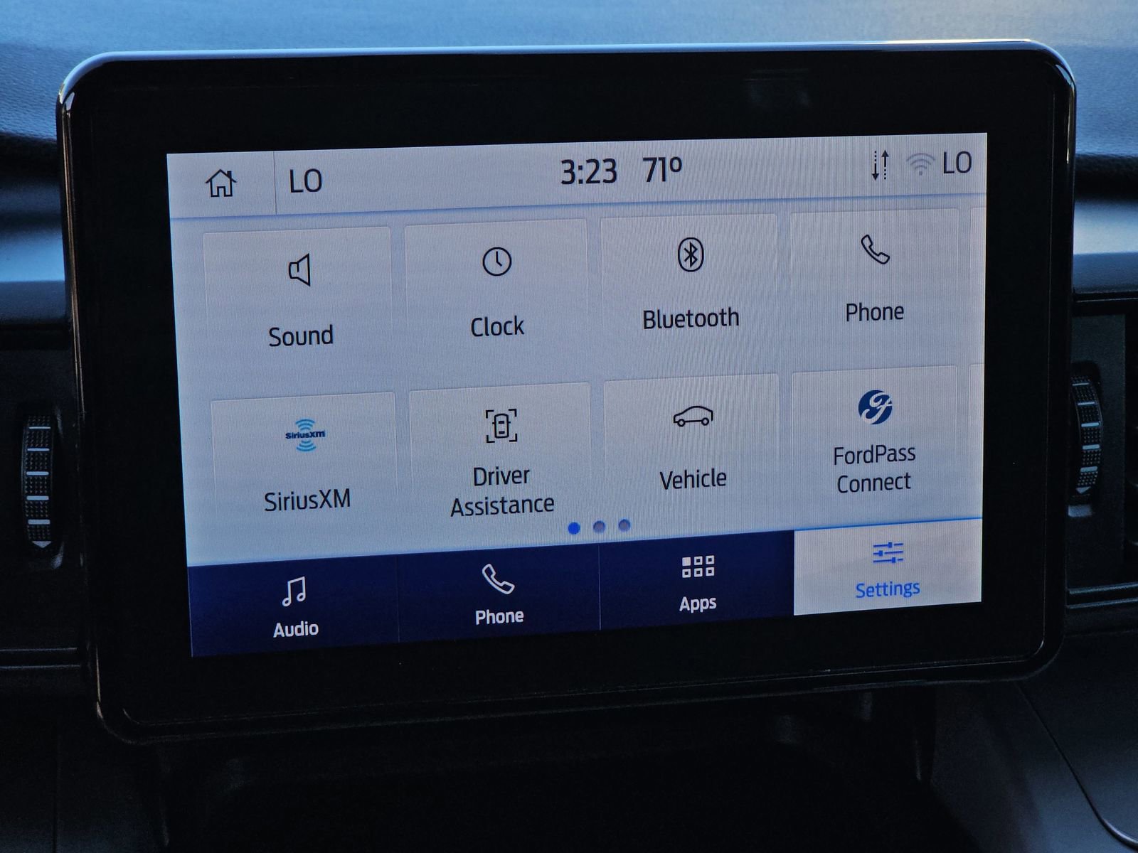 Used 2023 Ford Explorer XLT image 23