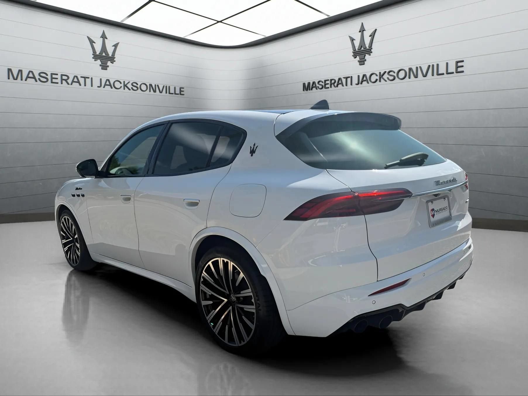 Certified 2023 Maserati Grecale Modena AWD/4WD image 14