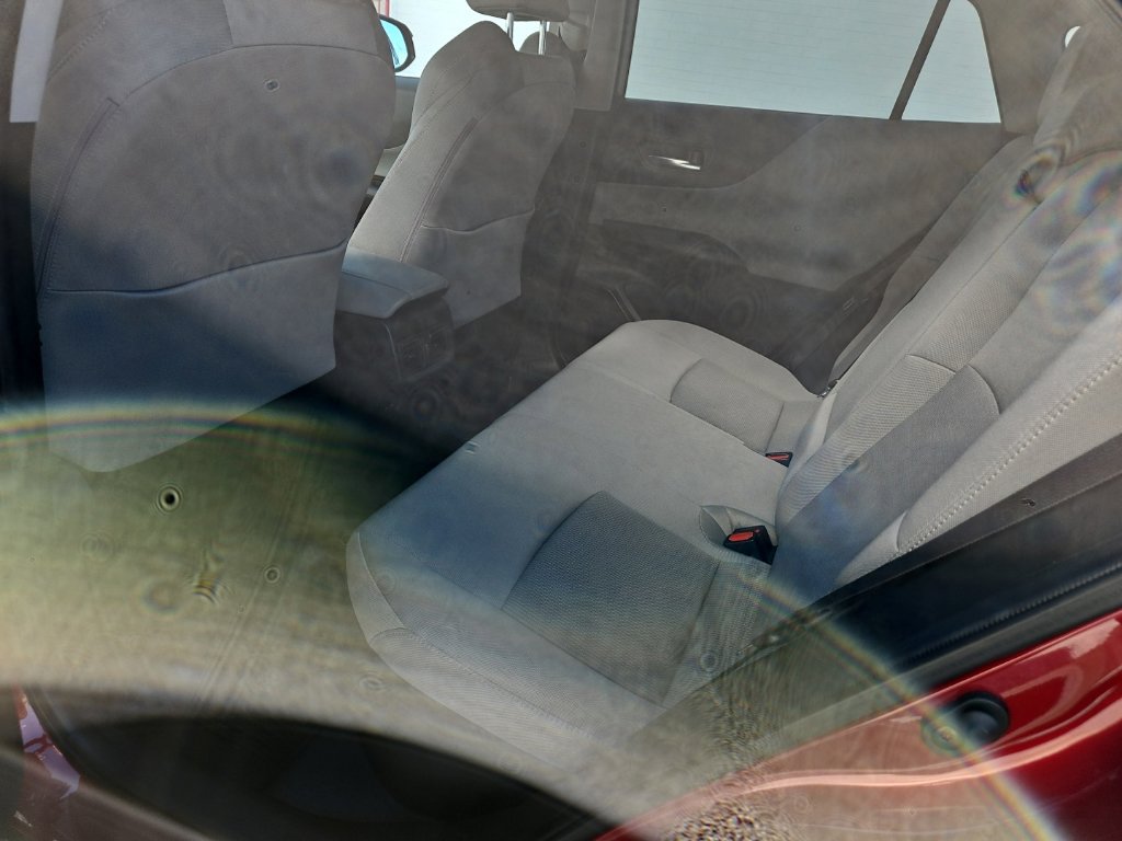 Used 2023 Toyota Venza LE AWD/4WD image 11