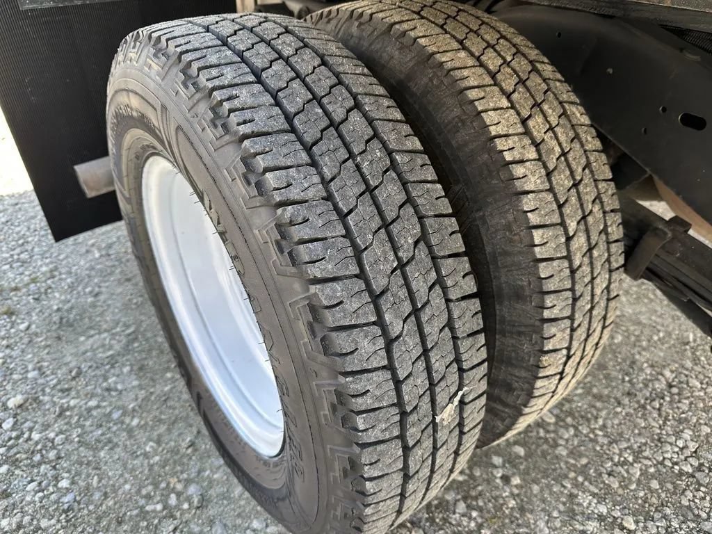 Used 2019 Ford E-350 and Econoline 350 Super Duty w/ Power Windows & Locks Group RWD image 15