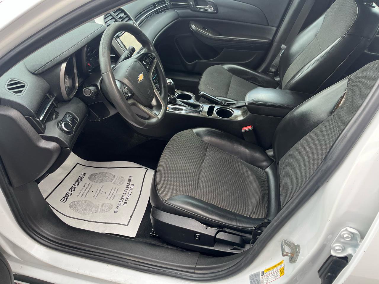 Used 2015 Chevrolet Malibu LT image 21