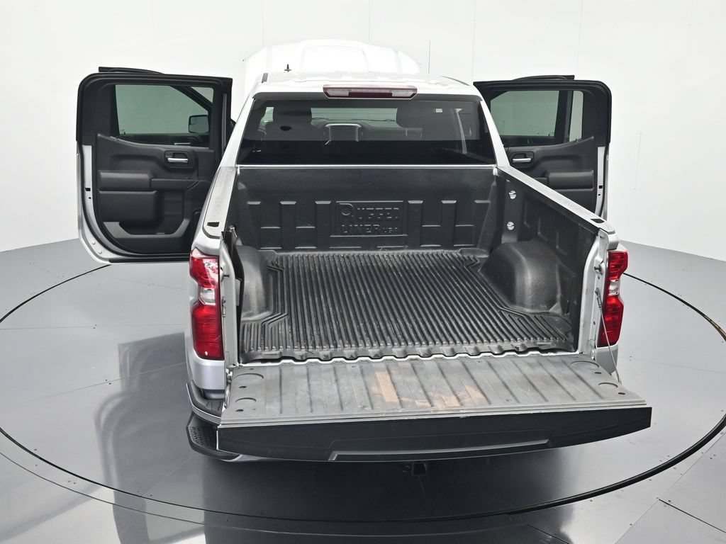 Used 2021 Chevrolet Silverado 1500 LT AWD/4WD image 45