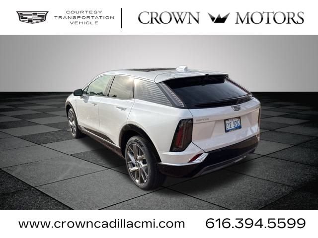 Used 2025 Cadillac Optiq Luxury 1 w/ LPO, Floor Liner Package image 10
