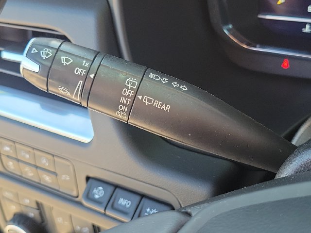 Used 2022 Chevrolet Suburban High Country AWD/4WD image 13