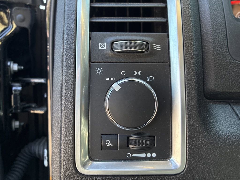 Used 2024 RAM 1500 Classic SLT image 14