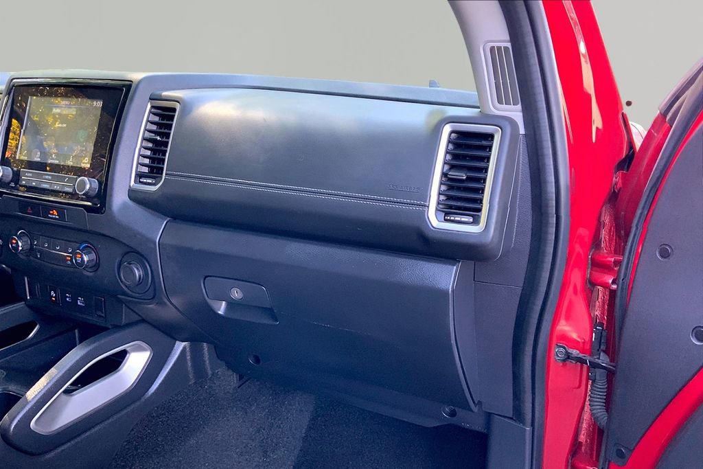Used 2022 Nissan Frontier SV w/ Technology Package AWD/4WD image 18