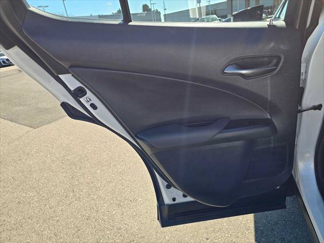 Used 2020 Lexus UX 200 w/ Premium Package FWD image 15