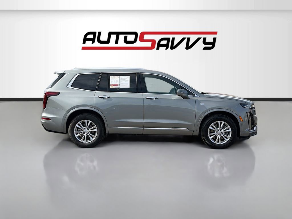 Used 2024 Cadillac XT6 Luxury image 8