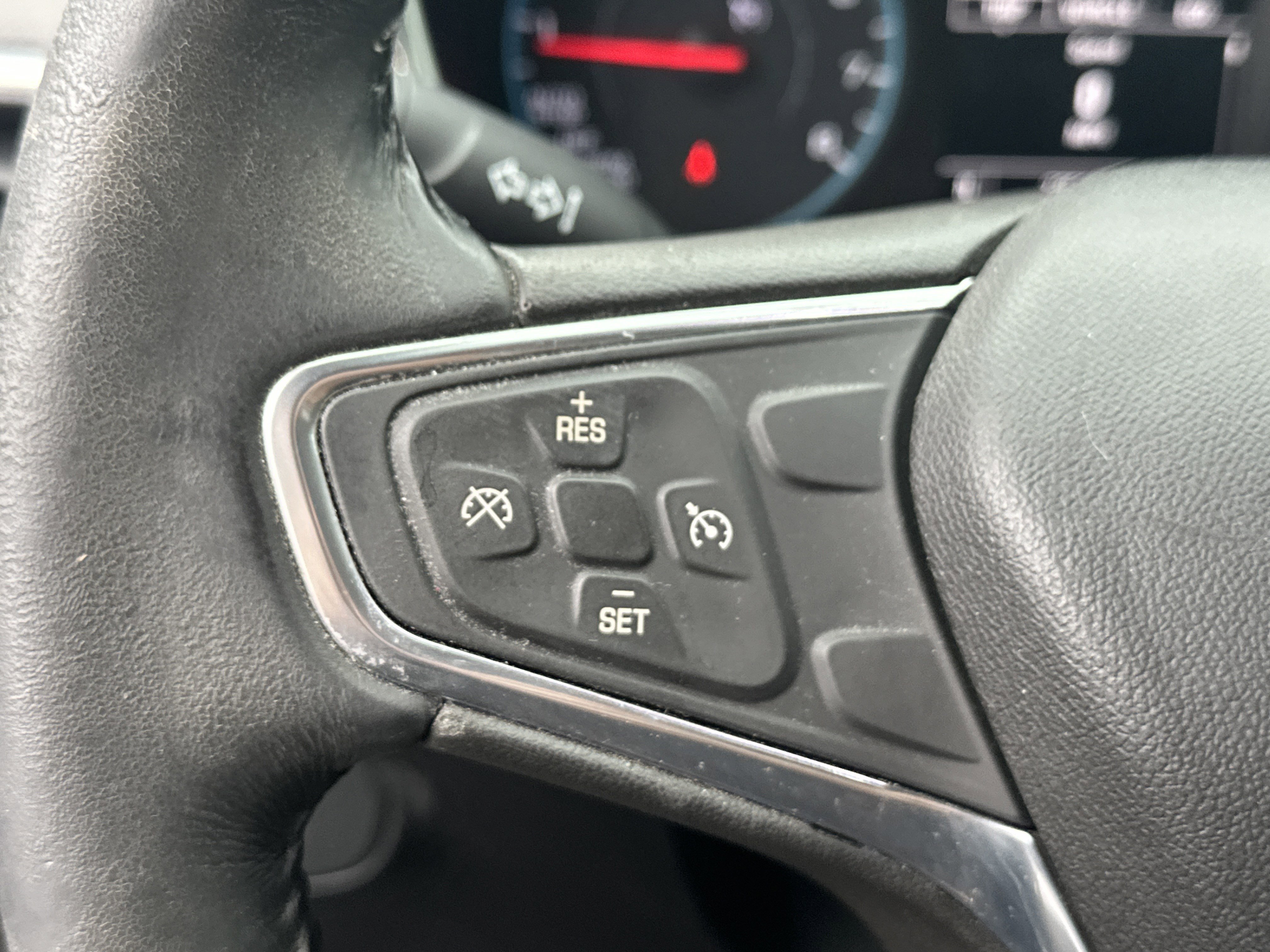 Certified 2018 Chevrolet Equinox LT image 27