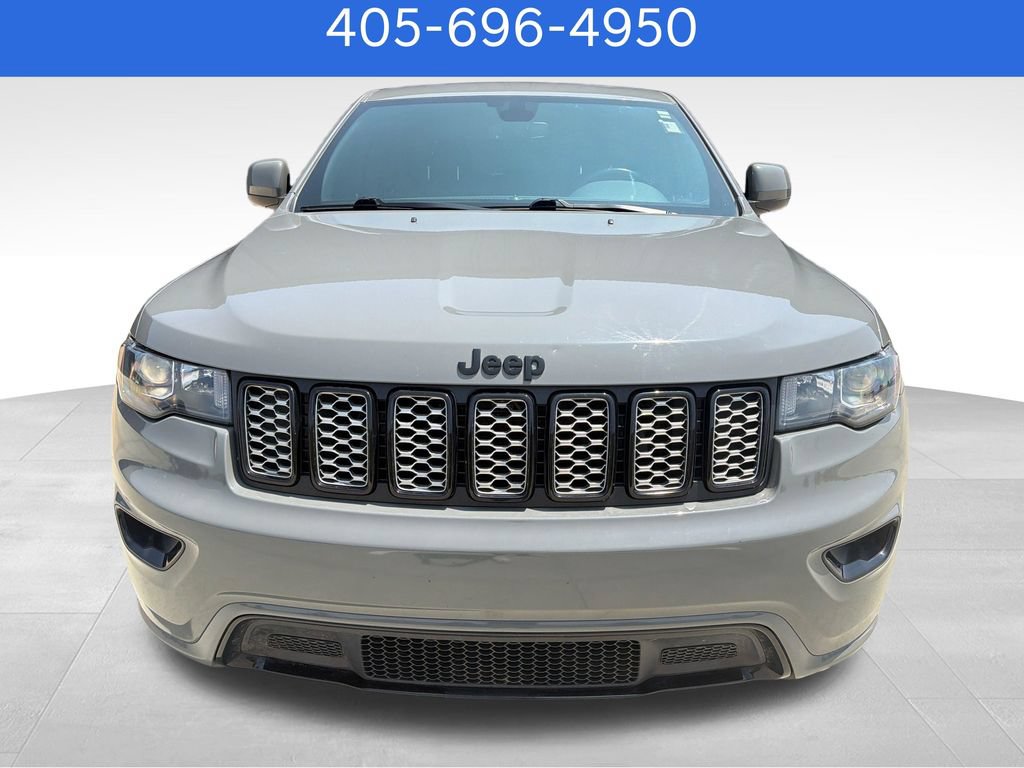 Used 2022 Jeep Grand Cherokee Laredo X AWD/4WD image 9