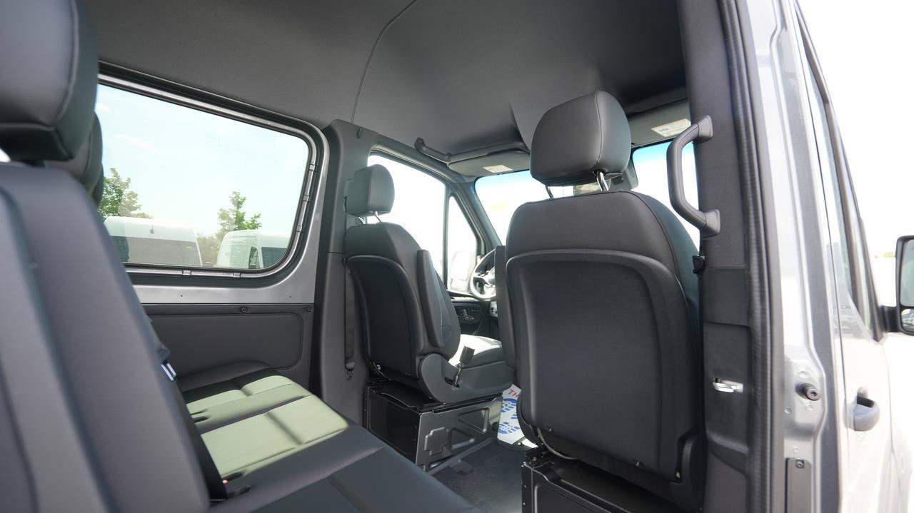 New 2026 Mercedes-Benz Sprinter 2500 image 11