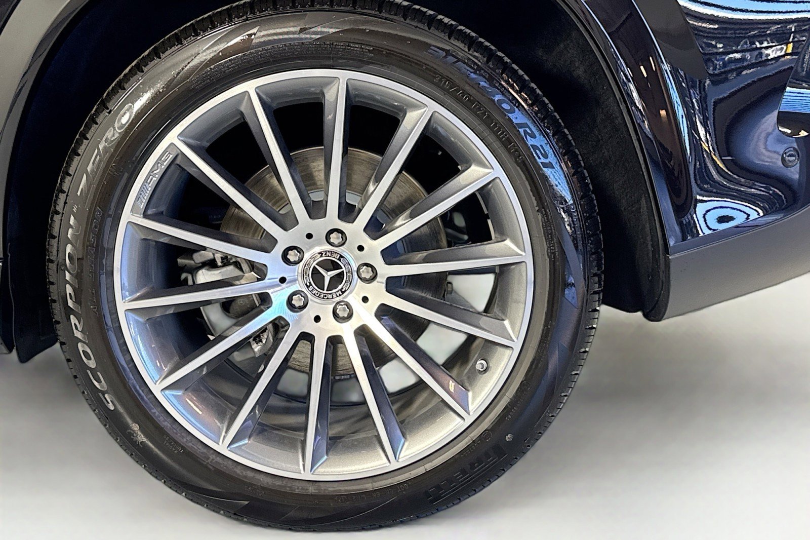 New 2025 Mercedes-Benz GLE 580 4MATIC image 29