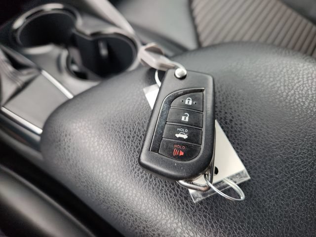 Used 2019 Toyota Camry SE w/ Carpet Mat Package FWD image 43