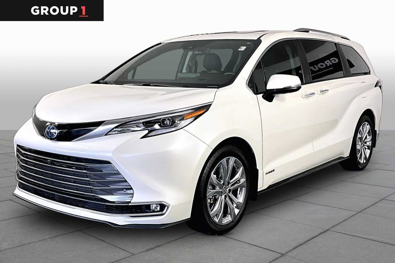Used 2021 Toyota Sienna Platinum