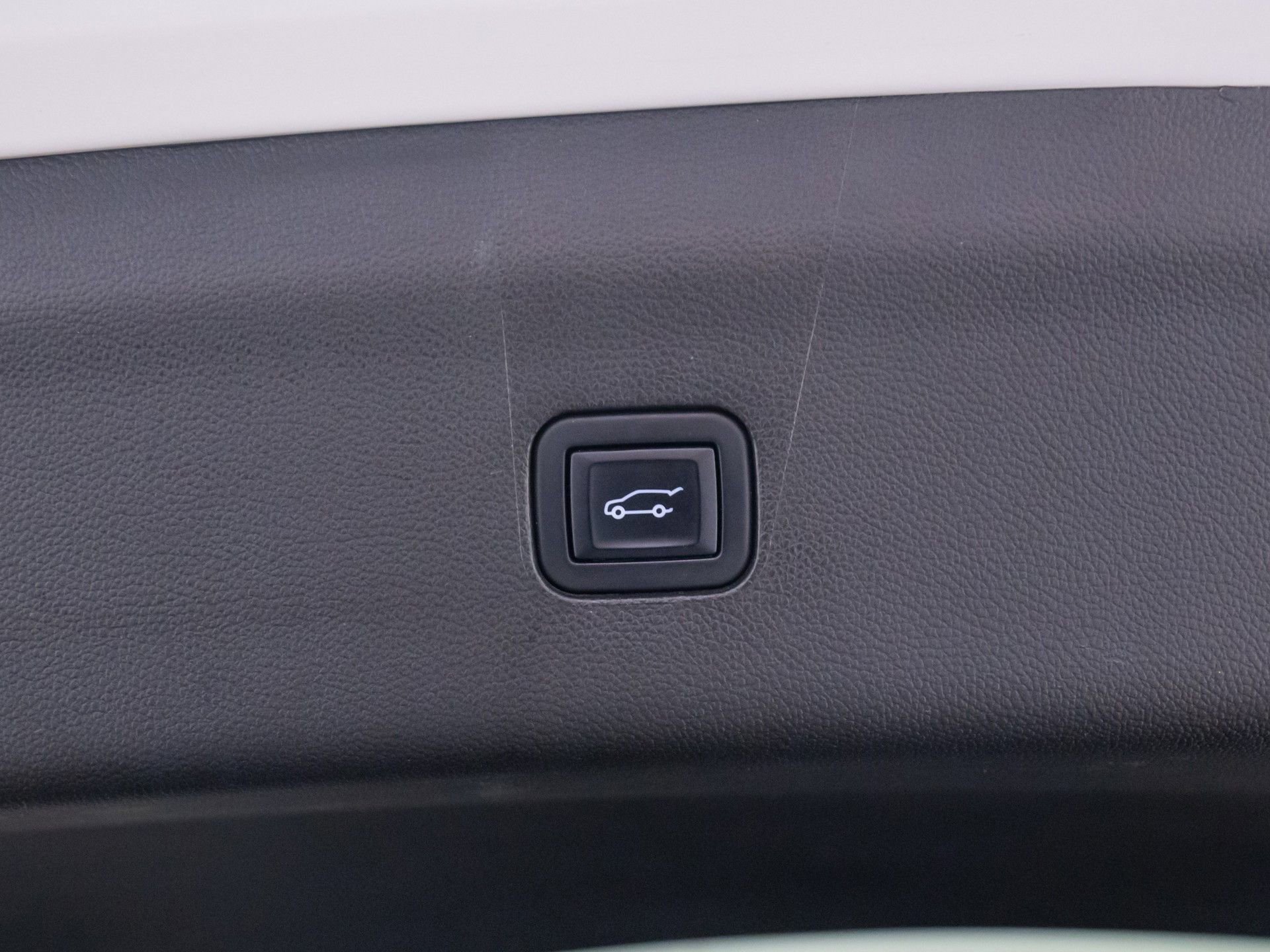 Used 2023 Buick Enclave Essence w/ Experience Buick Package image 35