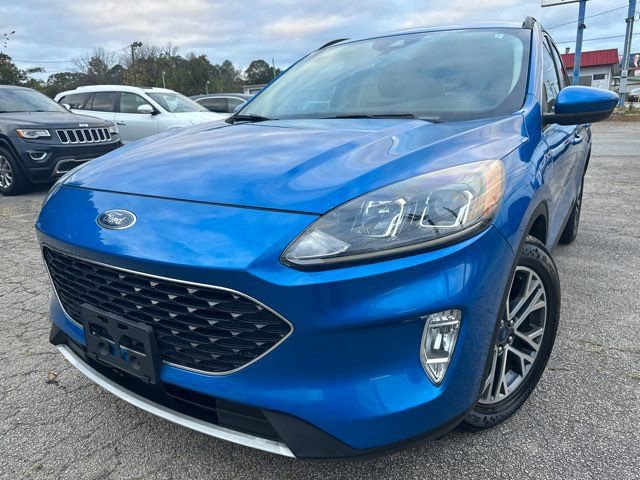 Used 2020 Ford Escape SEL image 2