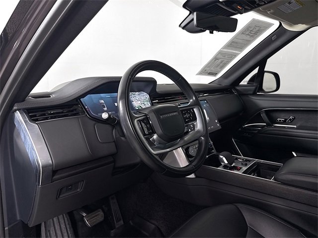 Used 2023 Land Rover Range Rover SE image 9