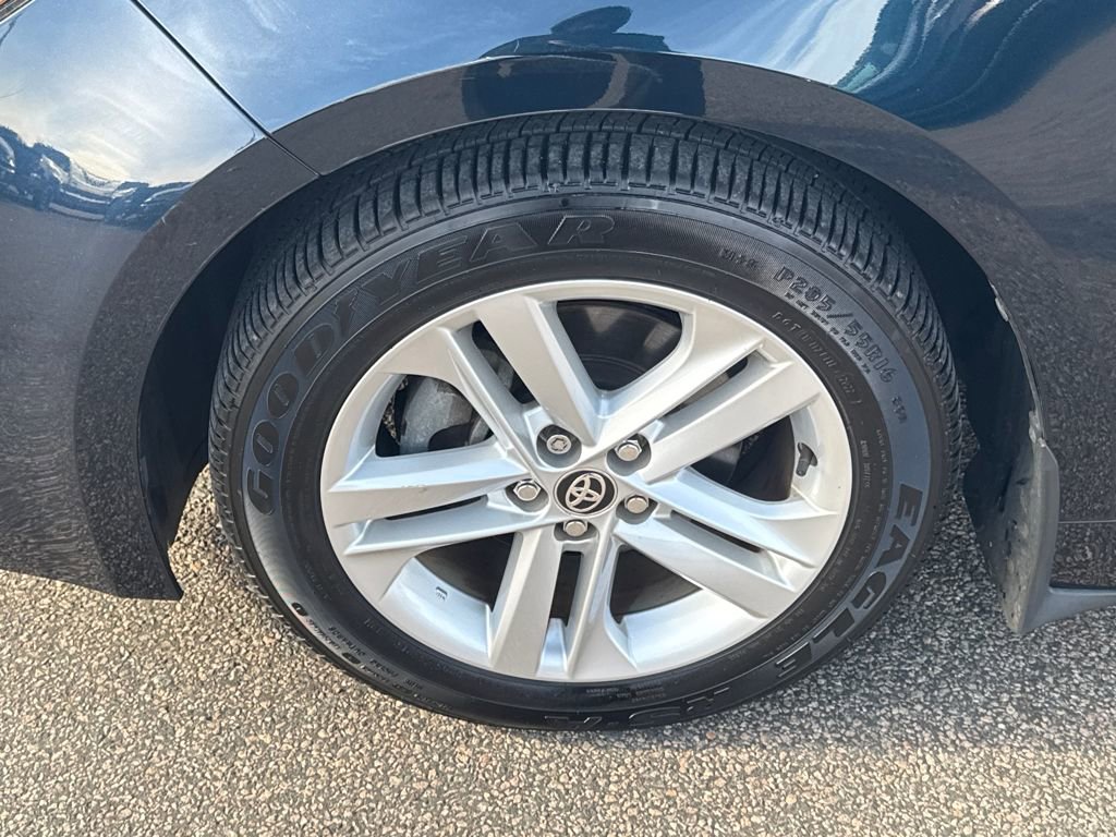 Used 2021 Toyota Corolla SE image 40