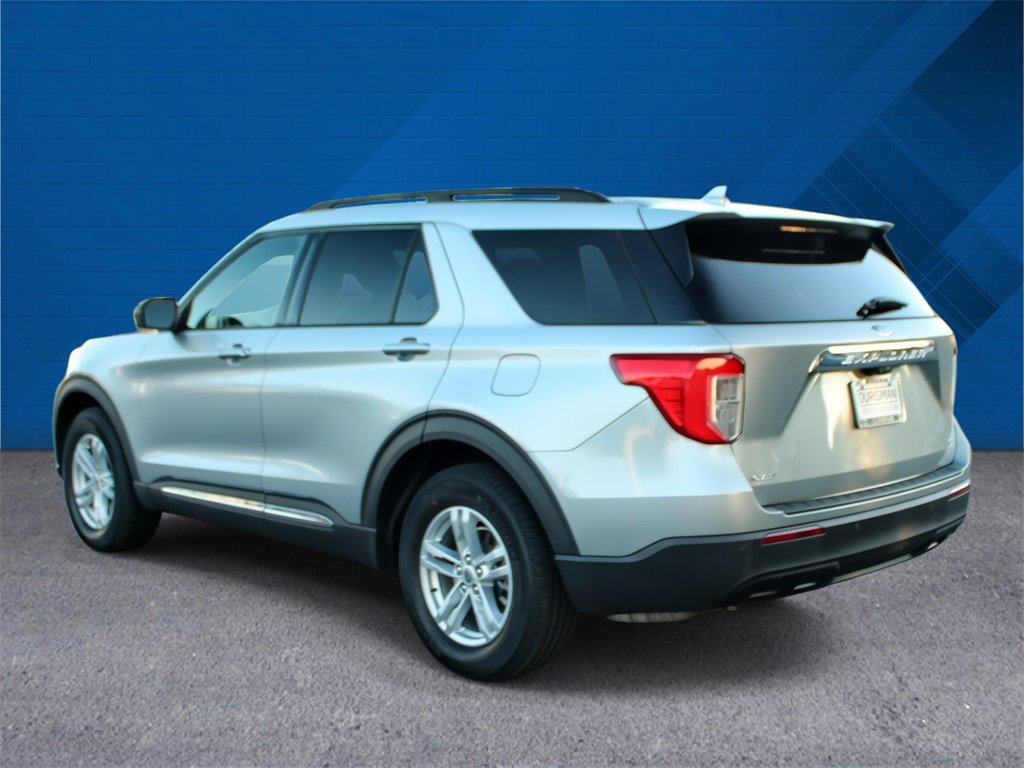 Used 2020 Ford Explorer XLT w/ Comfort Package image 8