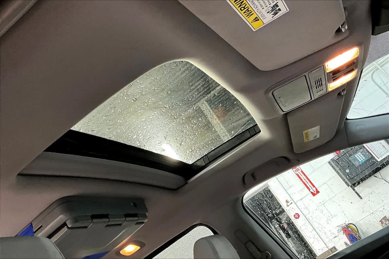 Used 2018 Honda Odyssey EX-L image 13