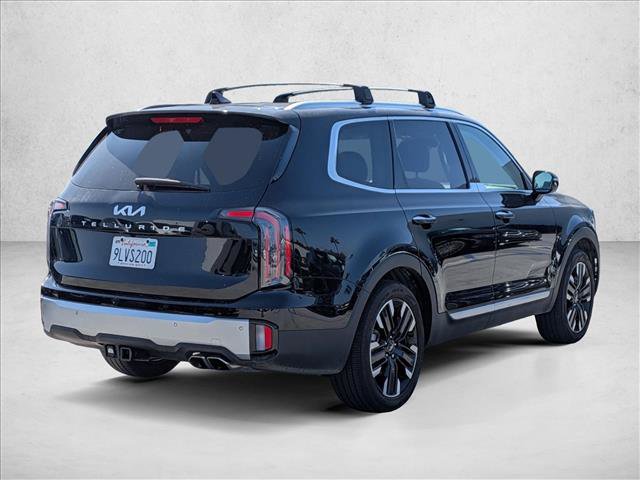 Used 2024 Kia Telluride SX w/ Towing Package FWD image 5