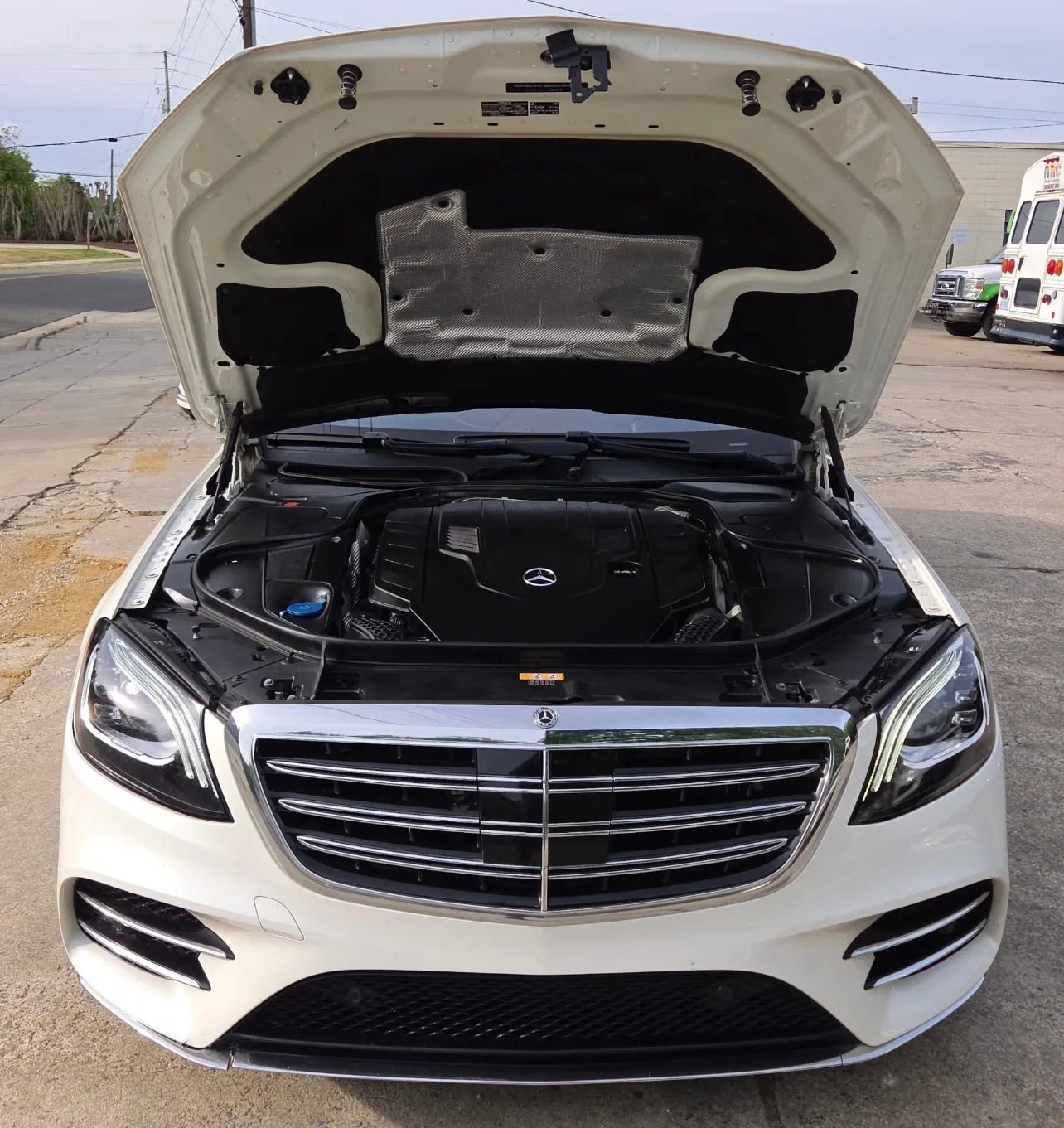 Used 2018 Mercedes-Benz S 560 Sedan image 9