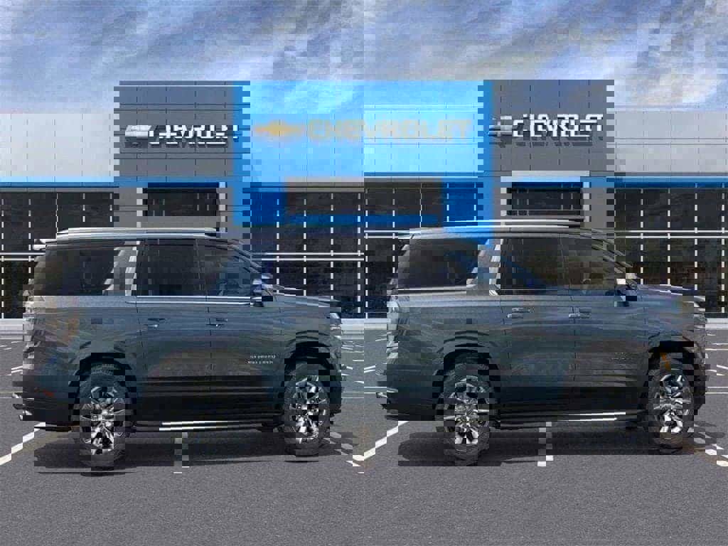 New 2026 Chevrolet Suburban Premier image 20