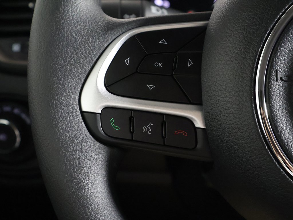 Used 2023 Jeep Renegade Latitude image 35