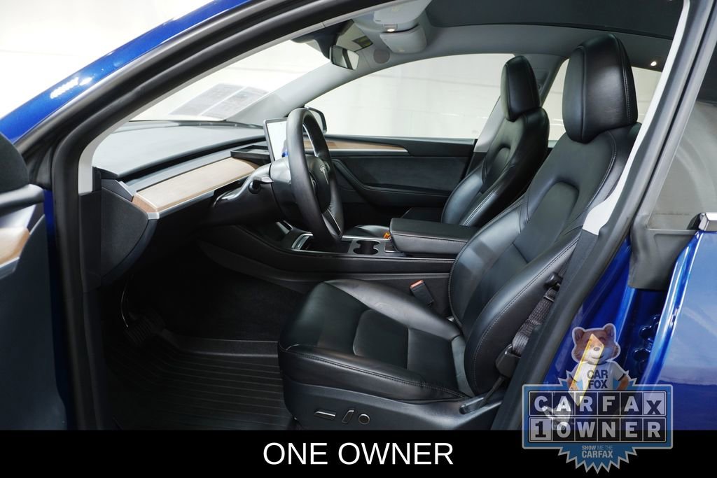 Used 2024 Tesla Model Y Long Range AWD/4WD image 2