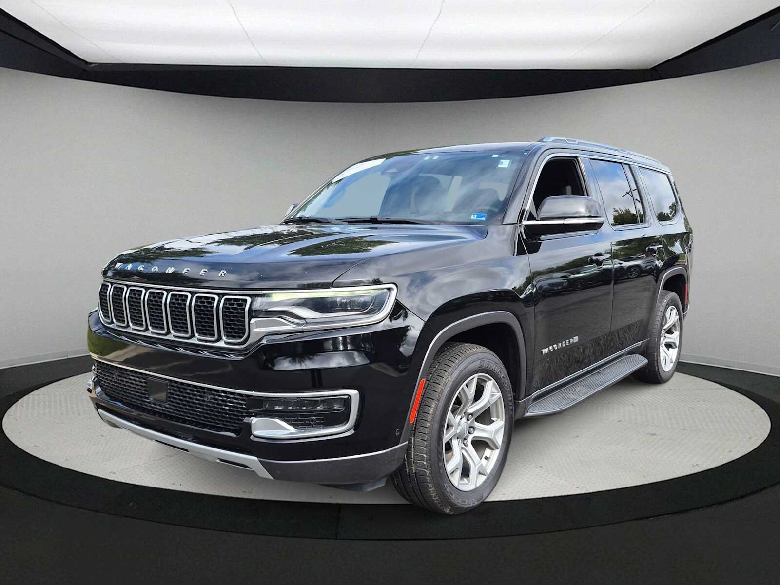 Used 2022 Jeep Wagoneer Series II AWD/4WD image 4
