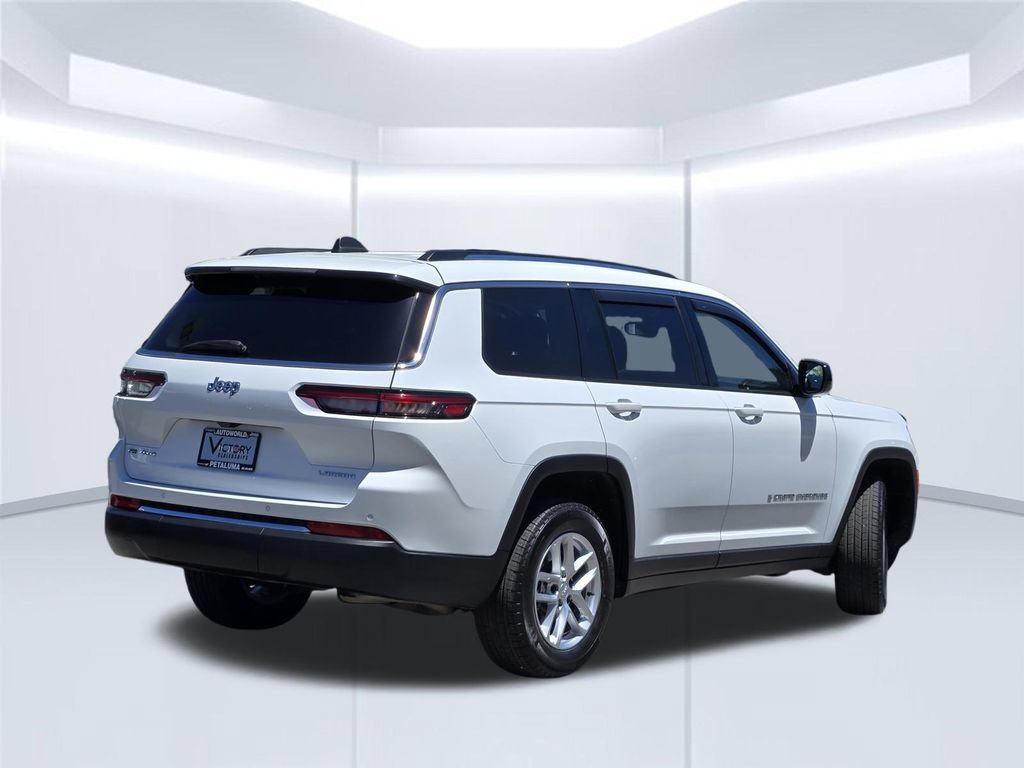 Used 2023 Jeep Grand Cherokee L Laredo AWD/4WD image 4