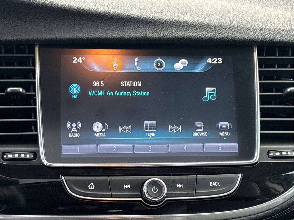 Used 2020 Buick Encore Sport Touring image 19