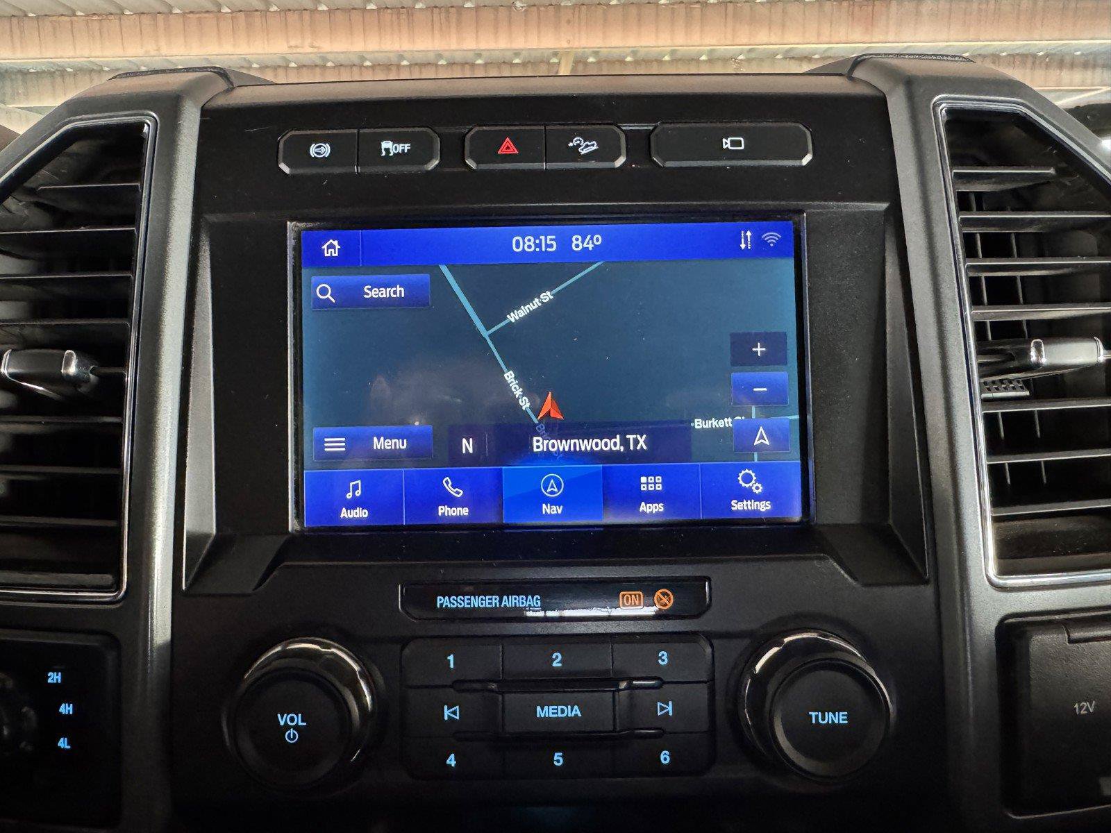 Used 2022 Ford F350 XLT w/ XLT Premium Package AWD/4WD image 13