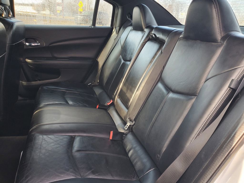 Used 2013 Chrysler 200 Limited image 22