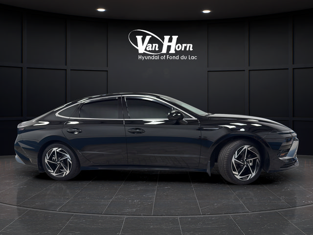 Used 2025 Hyundai Sonata SEL FWD image 8
