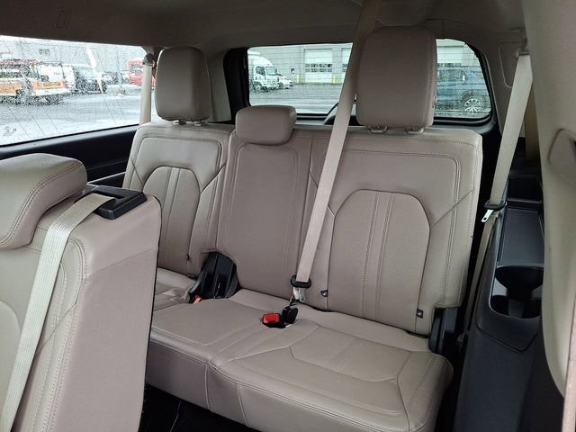 Used 2023 Ford Expedition Max Limited image 14